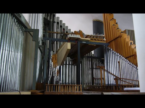 Organ Renovation at St. Matthäus München - Armin Becker plays Bach´s Toccata in D minor