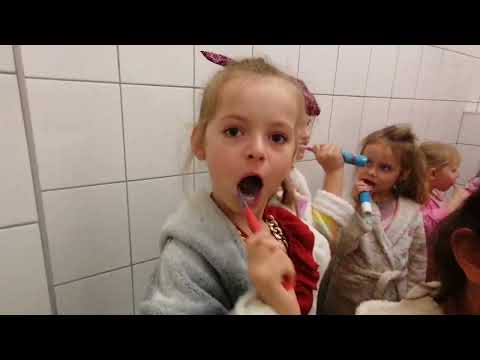 Teledysk do piosenki  Sposób na dzień dobry    Czyściochowe piosenki