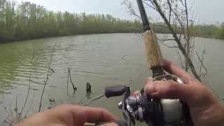 preview picture of video 'Bass Fishing at Beaver Lake 5/11/14'
