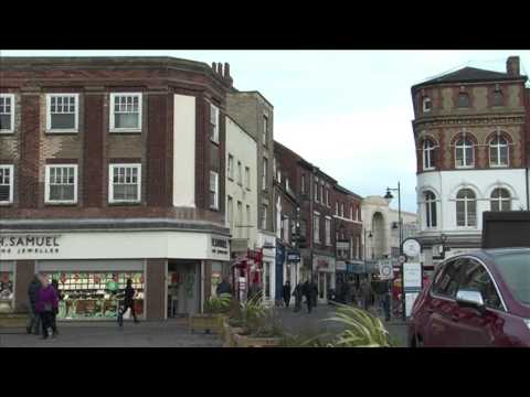 download lagu mp3 mp4 Helen Barker, download lagu Helen Barker gratis, unduh video klip Helen Barker
