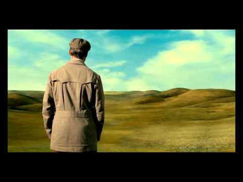 Harry Vardon concentrating for a shot