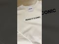 BUZO CROP ESTAMPADO MNM MAKE IT ICONIC