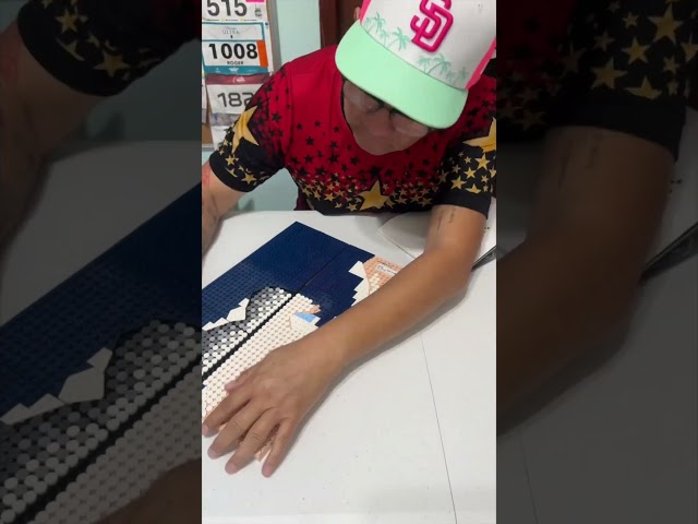 Vídeo relacionado con LEGO Art Hokusai: La Gran Ola, Cuadro en 3D, Arte Japonés, Manualidades para Adultos, Decoración para Casa y Oficina, Kit de Maquetas, Regalo para Mujeres y Hombres 31208