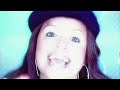 Lorna - Papi Chulo... Te Traigo El Mmmm (Official Video)