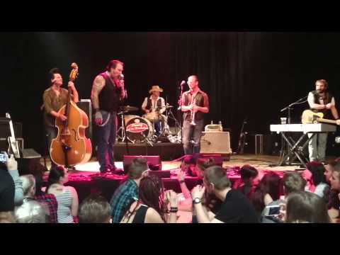 Ski King and the Wonderbras - Ring of Fire