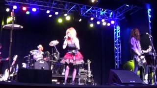 Cyndi Lauper tribute band The True Colors - "I Drove All Night" (live clip)