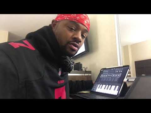 MacadimeMusic Making A Beat Using Beat Maker 3 on IPAD | MIDI Plugin Digital D1 | Tutorial Part 1