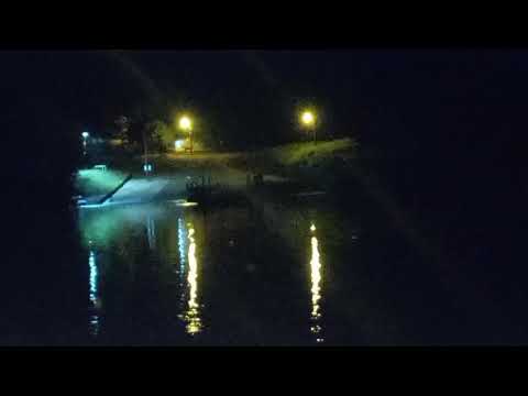 Travessia da Balsa do Rio Uraí próximo a Japurá/ Pr