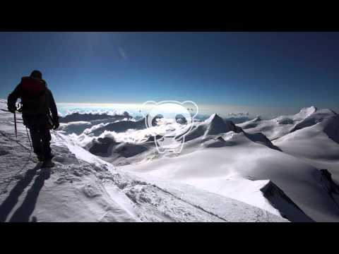 Klangtherapeuten - Mountain Top (Original Mix) feat. Leonard Bywa