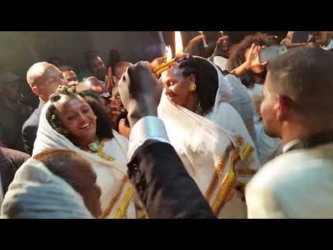 January 14, 2024 ናይ ብሓቂ ደስ ዝብል መርዓ ነይሩ ድሮ 6 ዓመት ክናኽብር ንሸባሸብ ኣሎና አቤት ግዜ ምጉያዩ ::