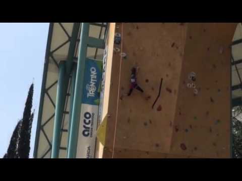 Viola Battistella vince ad Arco il campionato italiano lead indet 12