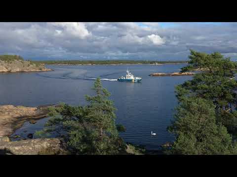 Kustbevakningen passerar Femörefortet