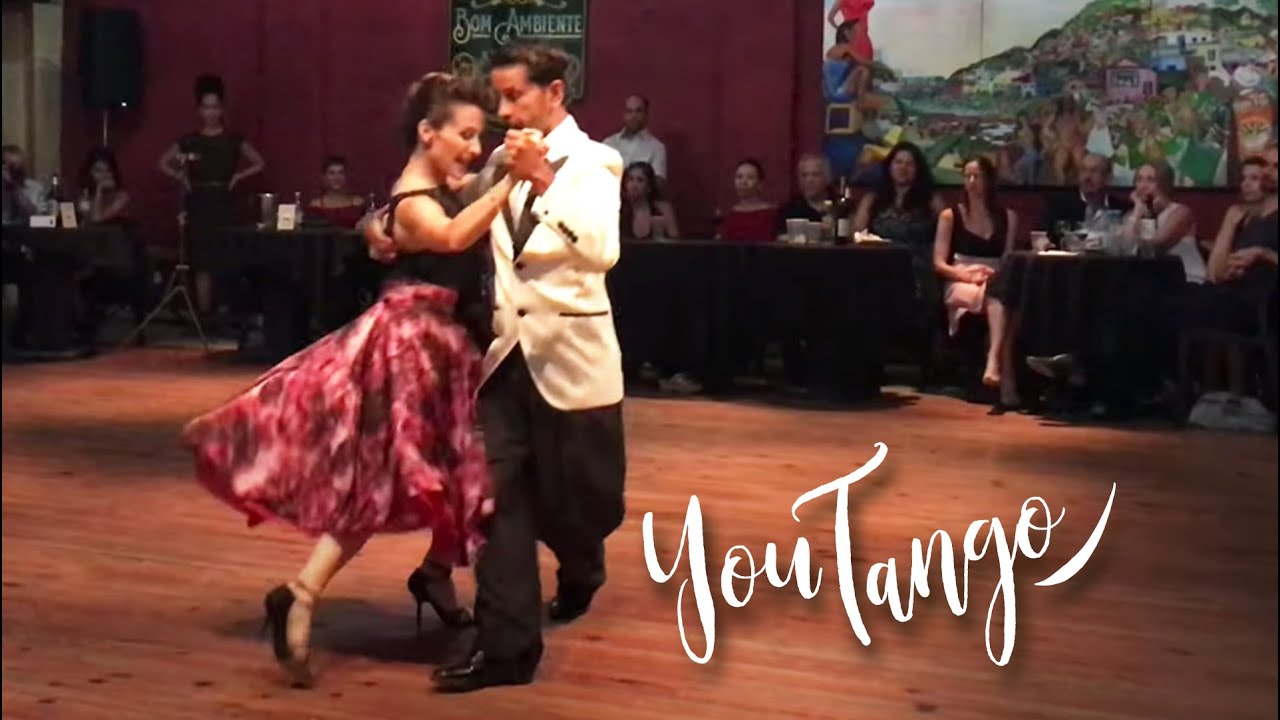 Emiliano Alcaraz y Sara Parnigoni en Chau Che Clú - "Milongueando En El 40"