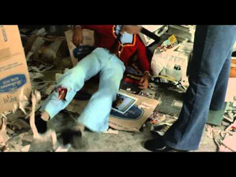 Il Poliziotto è Marcio (Trailer Italiano)