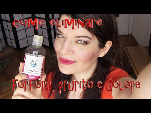 Dermatite di atopic a neonati su una faccia di una fotografia Sanatori su cura di artrite psoriazny