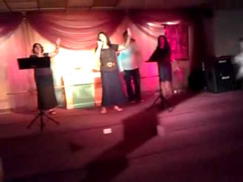 Trimestral Service (08/19/2011): Holy