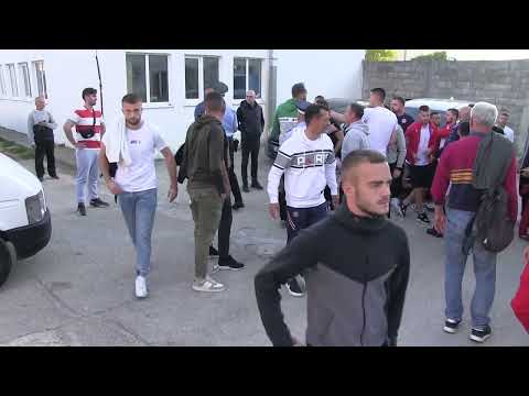 GUŽVA NA STADIONU POLICE NAKON UTAKMICE LEOTAR ZRINJSKI