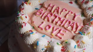 Cooking Vlog: Air-Fryer Basic Vanilla Cake with Cream Cheese Frosting | thatxxRin