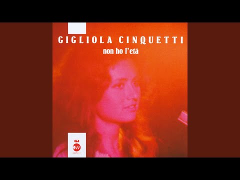 Le colline sono in fiore