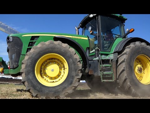 John Deere 8530 making fullpulls