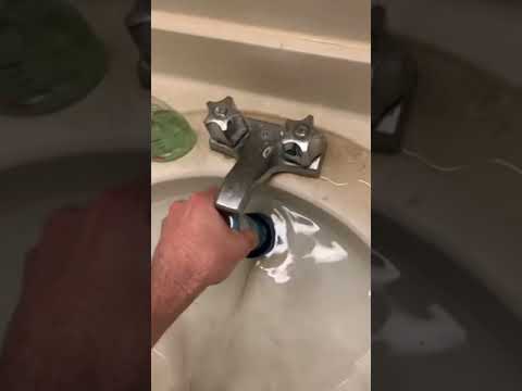 Guy Uses A One-Second Plumber To Unclog A Sink. That Turns Out To Be A Terrible Idea