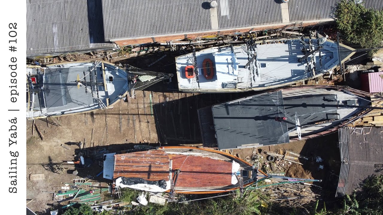 Risky maneuver at the shipyard shifting huge wooden boats with one winch only — Sailing Yabá #102