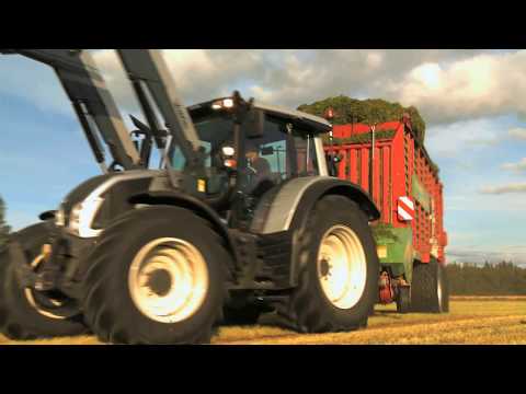 Valtra: Einsatz im Grünland