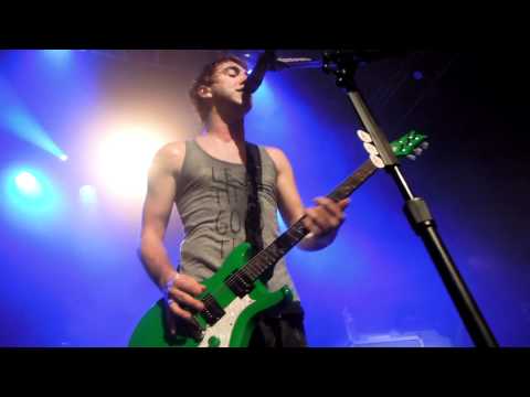 ALL TIME LOW - I feel like Dancin' @Ninkasi Kao, Lyon, June 22th 2011