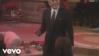Tony Bennett - I've Got My Love to Keep Me Warm (from A Family Christmas)