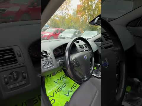 фото volvo v50 i рестайлинг 0