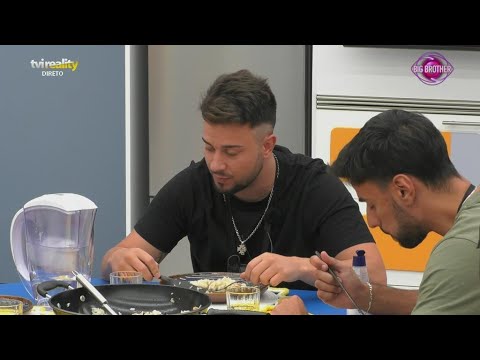 Monteiro ignora Márcia e esta responde: «Não é qualquer coisa é uma mulher» | Big Brother