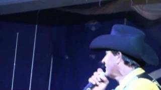 GRUPO LABERINTO - NUEVE CABALLOS