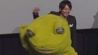 “史上最強”KAERUくん大活躍！EXILEダンスに高速アクション演舞＆瓦割りを披露！映画「極道大戦争」初日舞台あいさつ2　#Yakuza Apocalypse　#movie