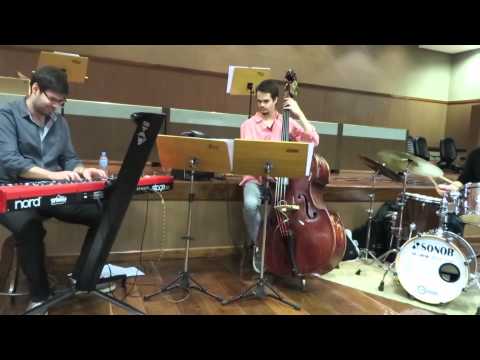 Celso de Almeida Trio: Medley - Autorretrato
