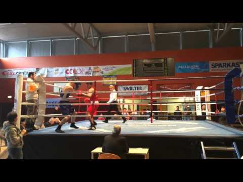 Nasir Hakimi Boxing rawnd awal