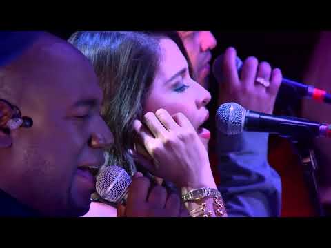 Y QUE ME PASA - MICKEY TAVERAS - [ EN VIVO ]