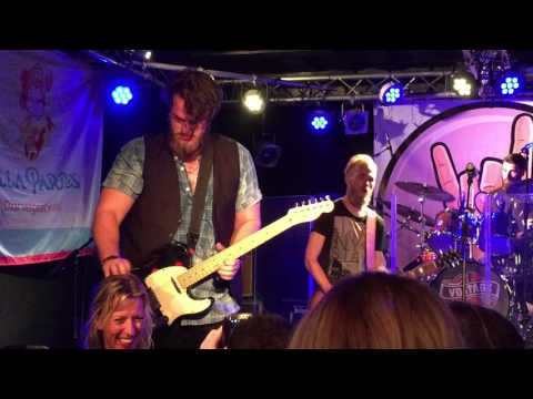 Iris Tribute 2016, Dave Vermeulen's Voltage: roll over lay down