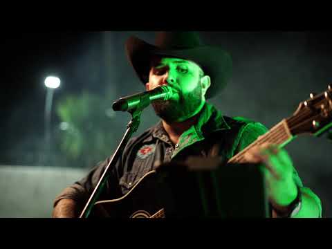 Ponchito El De La Lima - Carin Leon (Live Vol 1)