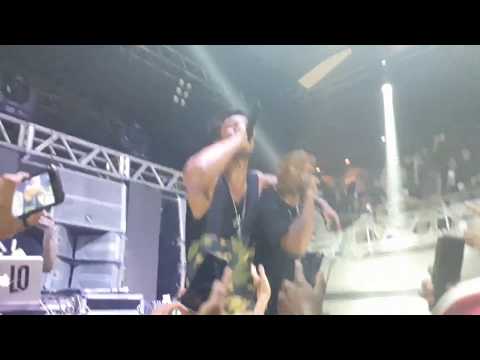 SHOW DO MC XAMA NA BARRA !