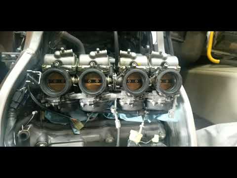 How to separate carburetors and replace o-rings on fuel Tee Honda CBR900RR