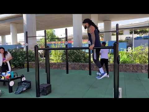 @Andoni_lekue does Alex’s 5MD