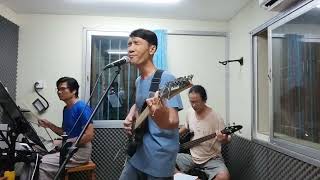 ဒဏ္ဍာရီကျွန်း-Live#MMA...Original Singer-Lay Phyu..If it changes(Firehouse)