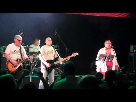 Singer Vinger - Jumalaga puberteet