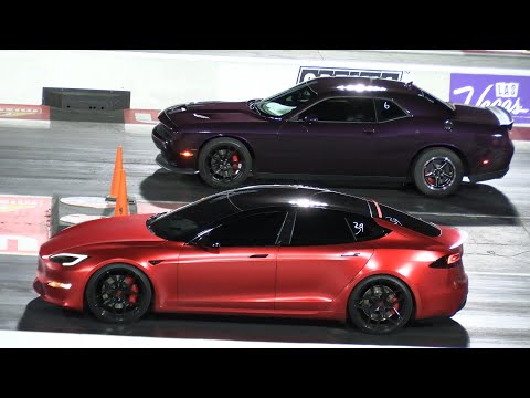 Tesla Plaid vs Hellcat and Scat Pack