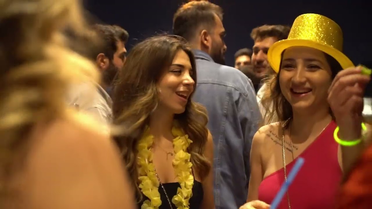Boğaz'da Teknede Kurumsal Şirket Yemeği | Joy Tekne