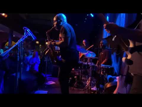 Dynamite/Bounce feat. Jaleel Shaw  (Nate Smith + KINFOLK)