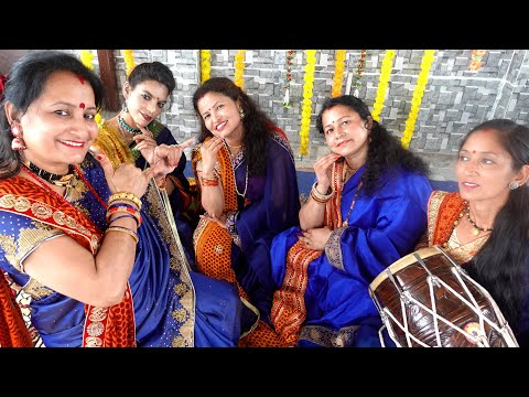 कान्हा जी का सुंदर भजन 💐🌺काले काले बादल में काली घटा छाई है रात मेरे कान्हा को नींद नहीं आई है🌺🙏