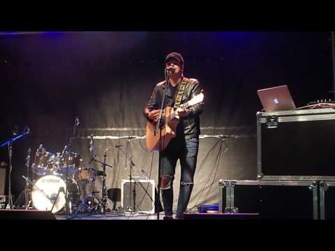 MĀRTIŅŠ STRODS - DEBESIS IEKRITA TEVĪ