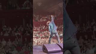 Van Dik Hout - Theatertour | VR 1 DEC | DNK Assen
