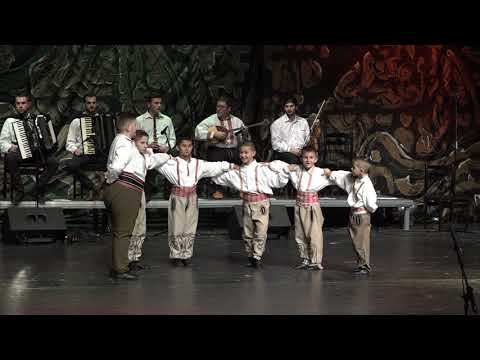 Detska grupa s Bukovo - Lazarska pesna,Zaspala Anusa,Lisolaj,Masko oro za ramo